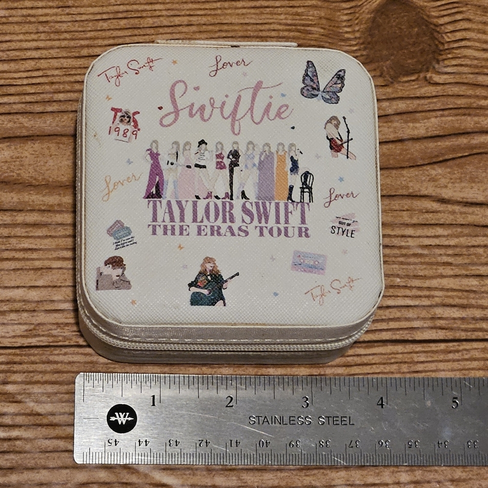 Taylor Swift Eras Tour Travel Jewlery Box Case w Bracelets and Stickers Swiftie - Picture 9 of 9